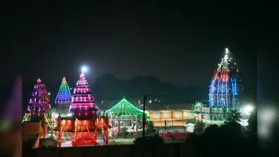 BOKARO NEWS: दीपावली आज, रंग-बिरंगी रोशनी से जगमगाया बोकारो