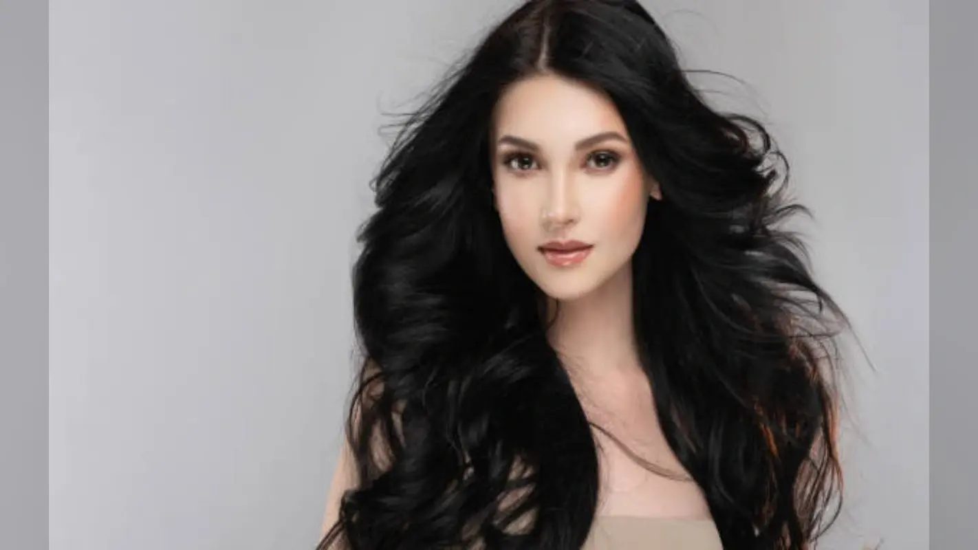 Hair Care Tips: बालों को घना और लंबा बना देंगे ये हेयर ऑइल्स, जरूर करें ट्राई