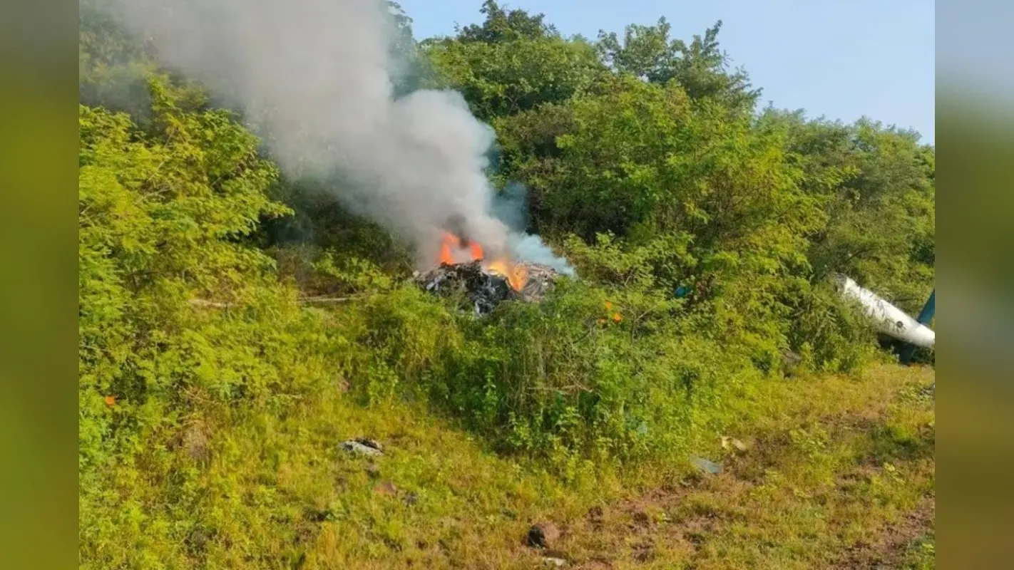 Pune Helicopter Crash: महाराष्ट्र के पुणे में हेलीकॉप्टर क्रैश, 3 की मौत, जांच जारी