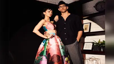 Hrithik Roshan: क्या ऋतिक रोशन और सबा आजान की हो गई शादी? कपल ने मनाई एनिवर्सरी, साथ में शेयर किया तस्वीर
