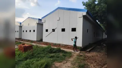 Jharkhand News:कोरोना काल में बन रहा अस्पताल आज भी अधूरा, दो साल बाद भी इलाज के लिए भटक रहे हैं 42 पंचायतों के लोग