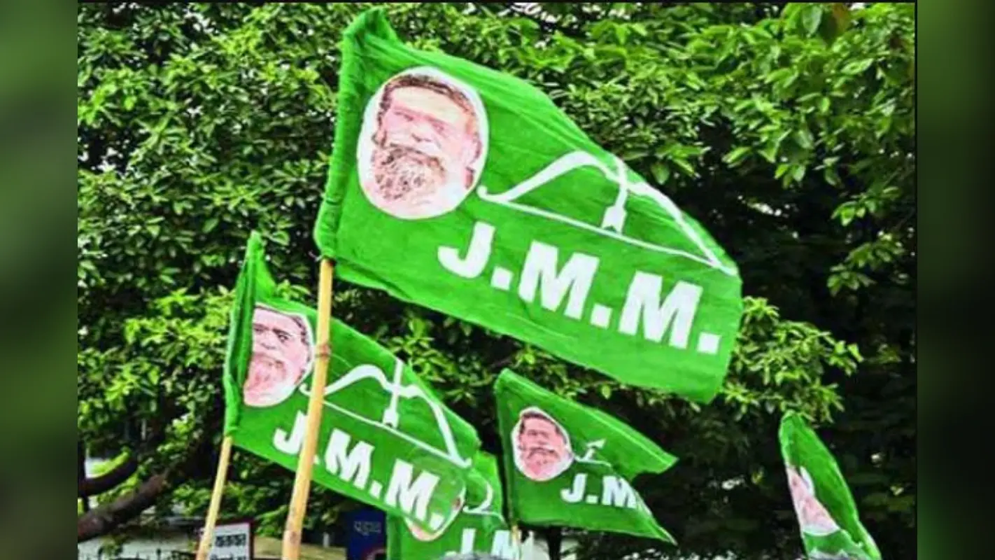 Jharkhand Election 2024: BJP में मचा बवंडर, कई पूर्व विधायकों ने थामा झामुमो का दामन, आज जारी हो सकती है पहली सूची
