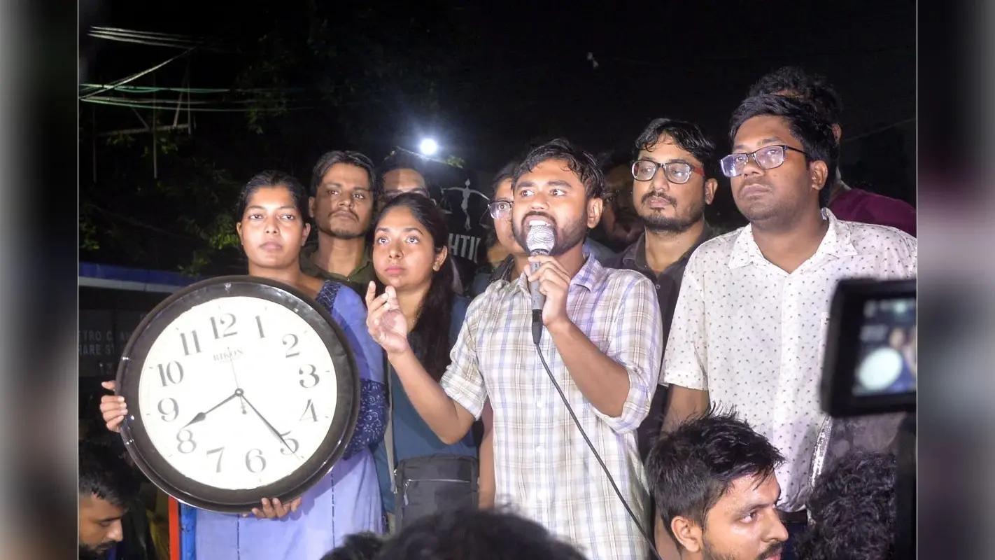 Kolkata Doctor Murder : जूनियर डाॅक्टर आज करेंगे पूजा परिक्रमा,अभया के लिये मांगेंगे न्याय