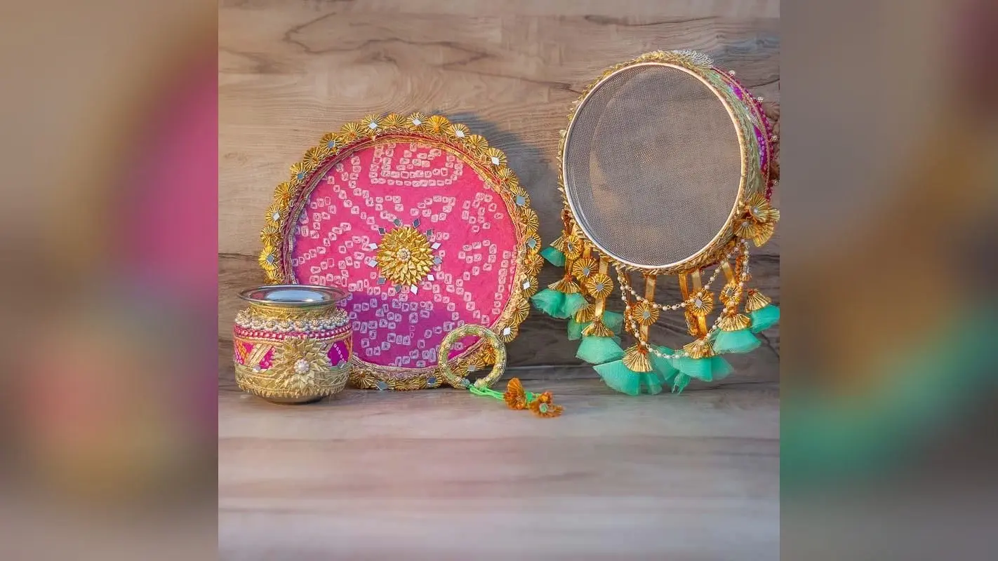 Karwa Chauth Thali Set: आईए और चुन लीजिए सुंदर करवा चौथ थाली सेट को, चुनें इमेज के साथ