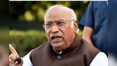 Haryana Election: मल्लिकार्जुन खड़गे का तीखा वार, बीजेपी को बताया ‘आतंकी पार्टी’, कांग्रेस की हार पर उठाए सवाल