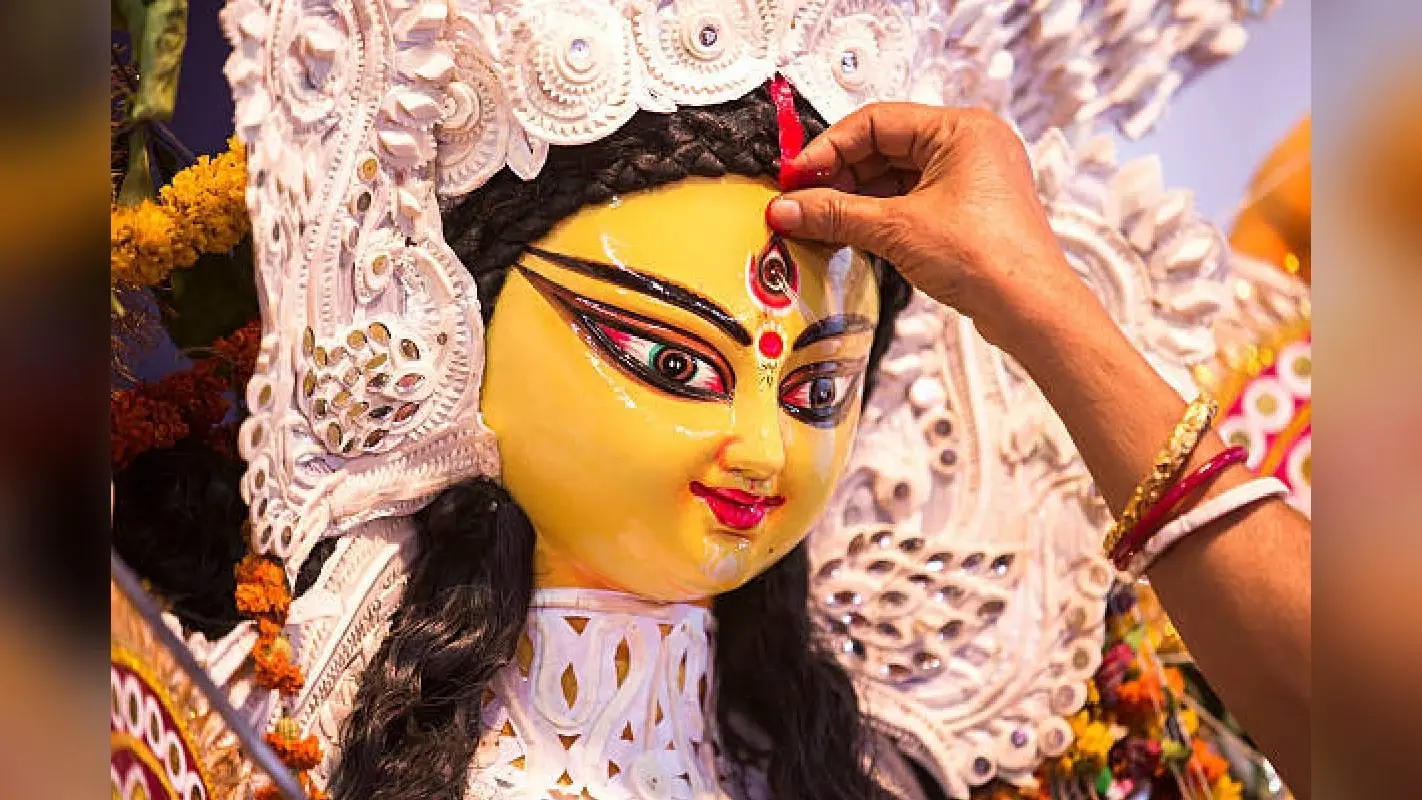 Vastu Tips for Navratri: नवरात्रि के दौरान रखें इन बातों का ख्याल, बरसेगी माता रानी की कृपा