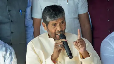 पशुपति पारस को लेकर फिर से क्यों तेज हुई अटकलें? जानिए बिहार चुनाव के लिए रालोजपा की तैयारी…