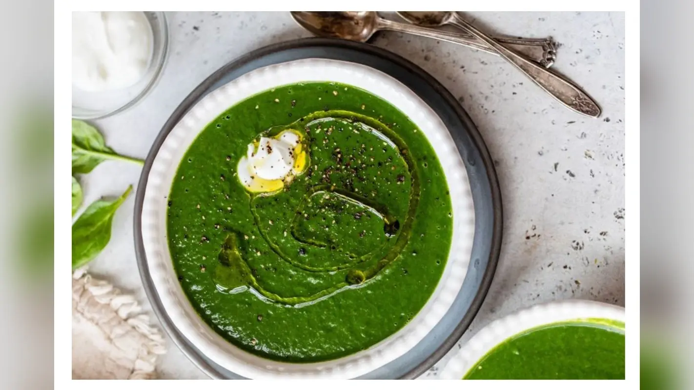 Spinach and Moong Dal Soup: स्वादिष्ट और पौष्टिक पालक मूंग दाल का सूप वजन घटाने में करेगा आपकी मदद