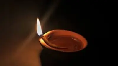 Diwali special: नहीं होगी अकाल मृत्यु नरक, चतुर्दशी को जलाए यम का दिया, परिवार में आएगी समृद्धि