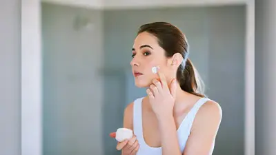 Diwali skin care: इस दिवाली आपके चेहरे की चमक और घरेलू नुस्खों के राज, लोगों को करेंगे हैरान