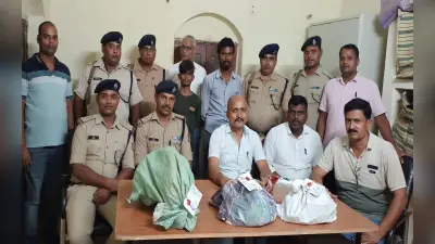Bihar News: यार्ड में खड़ी ट्रेन की बोगियों से काटते थे तार, रेलवे की संपत्ति चुराने वाले दो चोर गिरफ्तार
