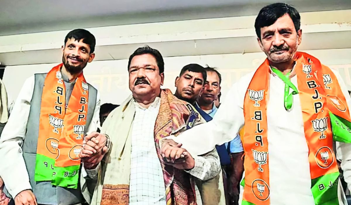 Bihar By Election: बिहार में इस बाहुबली के बेटे को मिला BJP से टिकट, तरारी में बढ़ सकती हैं RJD की मुश्किलें!