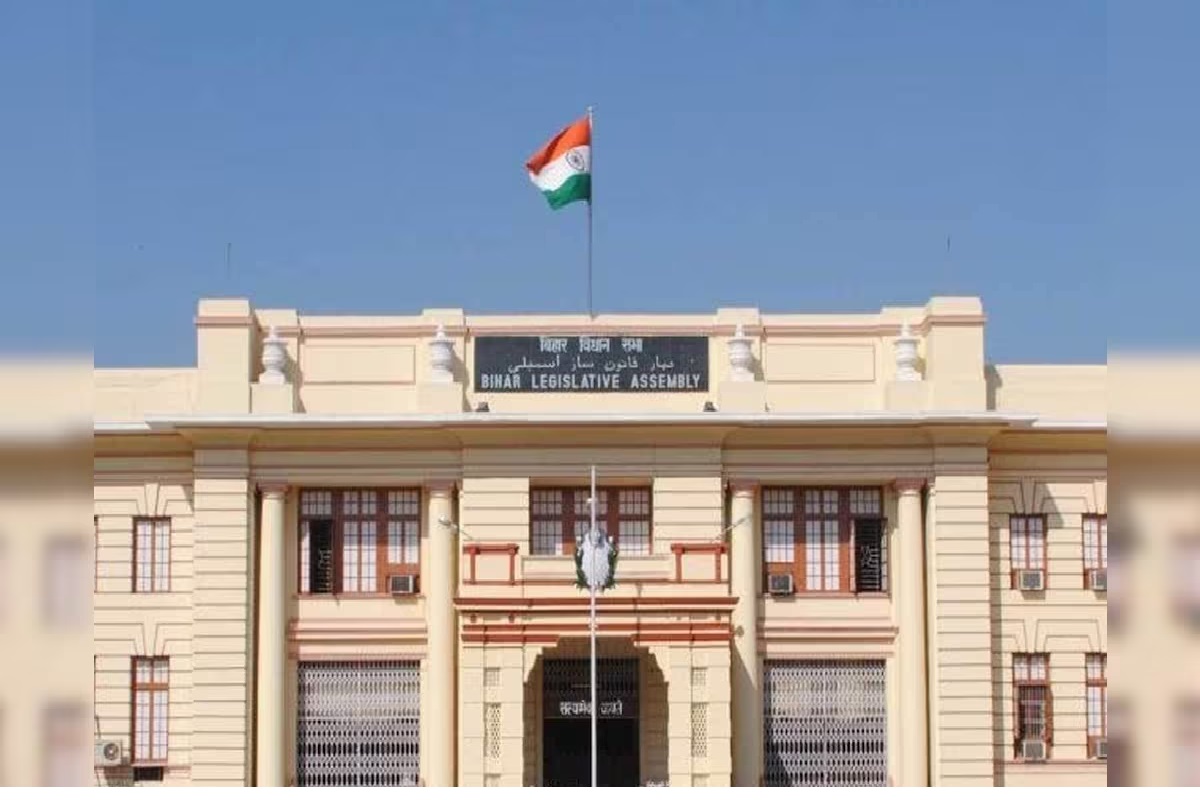Bihar News: विधान परिषद सभापति कंप्यूटर का डाटा डिलीट, इओयू की साइबर सेल ने शुरू की जांच