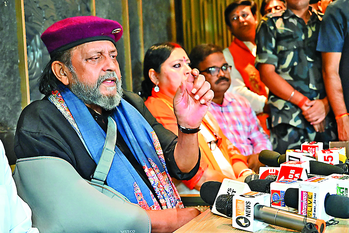 Ranchi news : परिवर्तन से ही झारखंड राज्य का होगा भला : मिथुन चक्रवर्ती