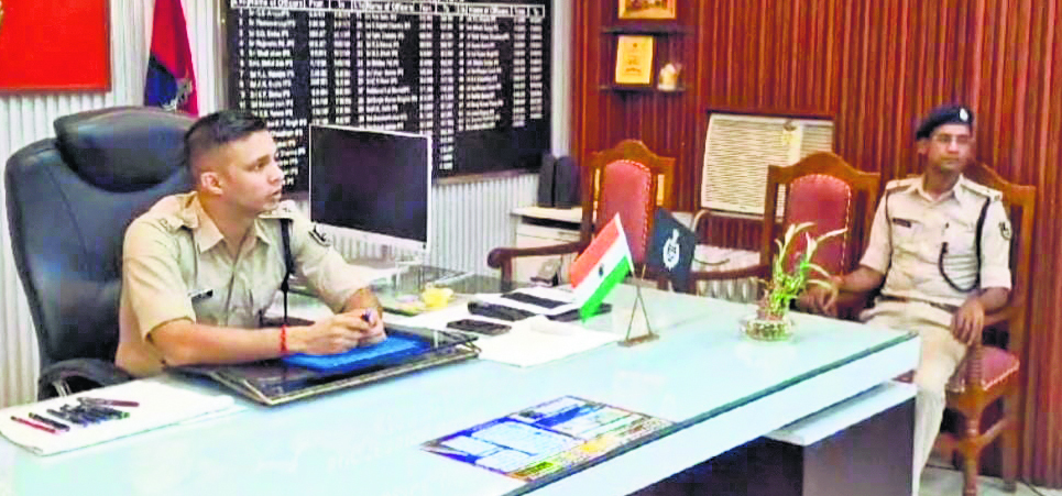 Gopalganj News : पुलिस ने जघन्य कांडों में शामिल अपराधियों की बनायी सूची, सभी पर घोषित होगा इनाम