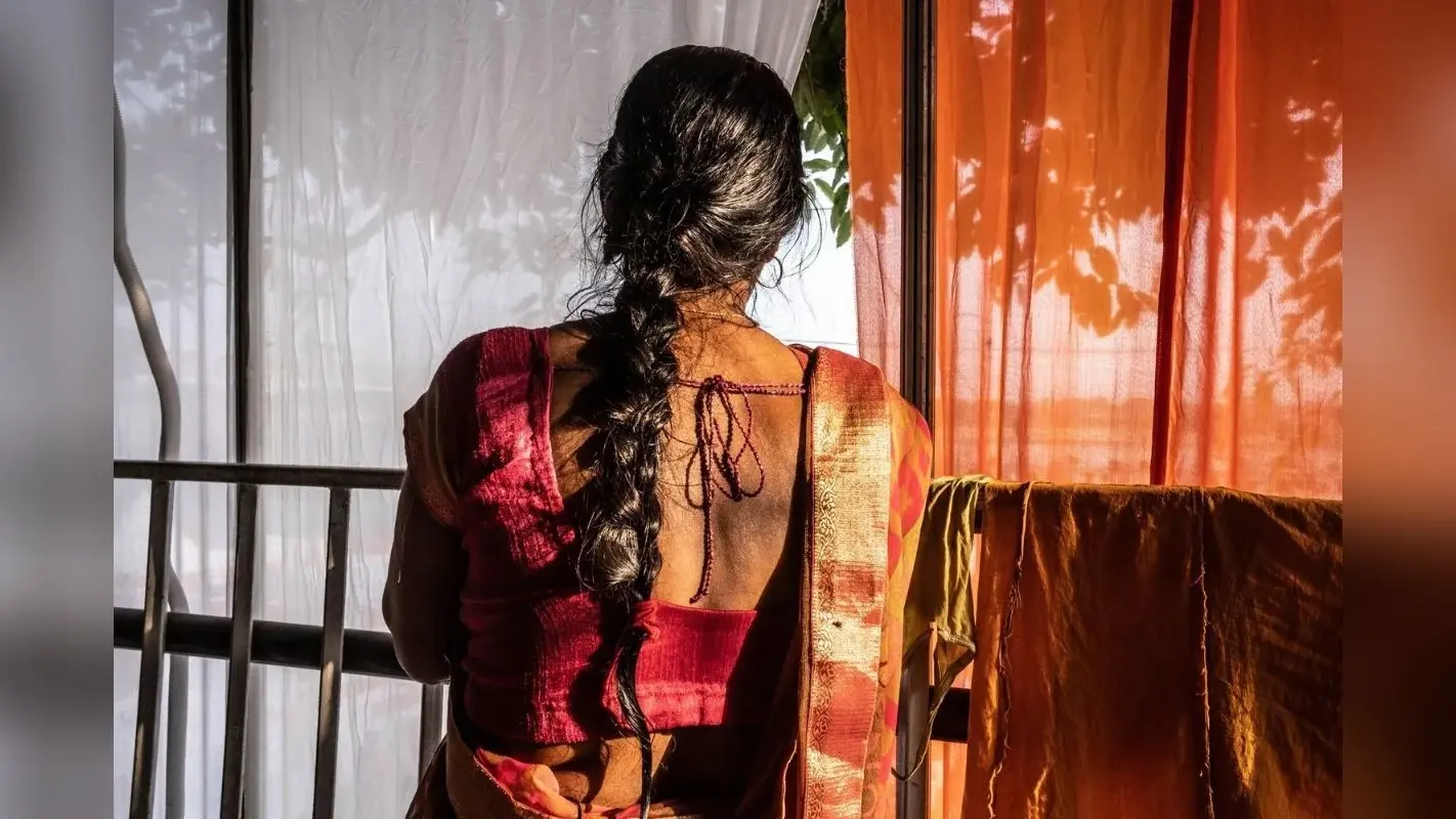 Gaya: हाइवा ने बाइक सवारों को कुचला, दो की हुई मौत, गुस्साई भीड़ ने लगाई आग