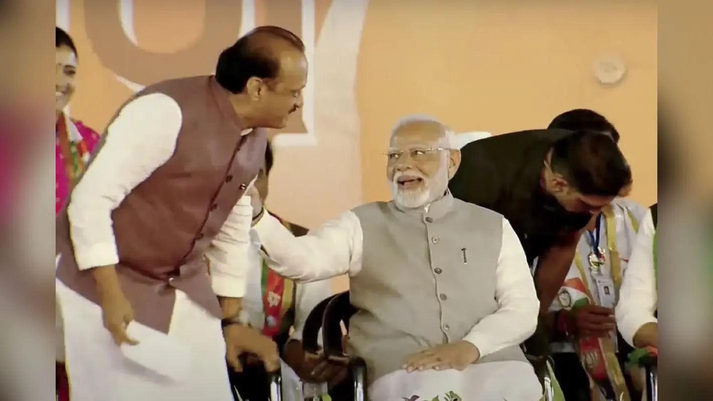 Maharashtra Politics : बीजेपी के नारे ‘बटेंगे तो कटेंगे’ से सचमुच खफा हैं अजित पवार? पीएम मोदी की रैली में नहीं पहुंचे