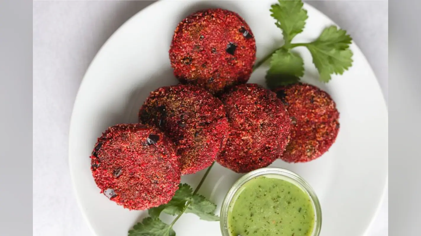 Beetroot Cutlet Recipe: बीटरूट कटलेट से पाएं पौष्टिकता और स्वाद का भरपूर आनंद, बच्चों और बड़ों को पसंद आएगी ये हेल्दी रेसिपी