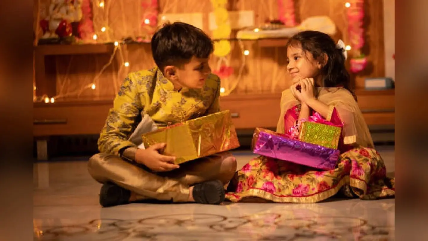 Bhai Dooj 2024 Gift Ideas: बहनों को देने के लिए सस्ते गिफ्ट आइडिया, काम की है ये चीज