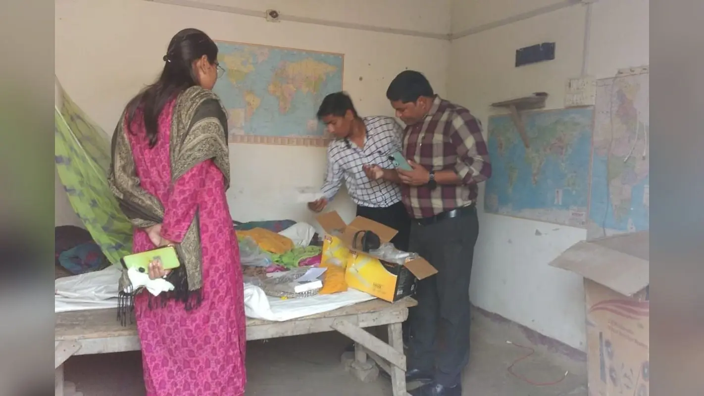 Bihar News: बगहा में पकड़ा गया फर्जी जमाबंदी और म्यूटेशन बनाने वाला सिंडिकेट, सरकारी शिक्षक निकला मास्टरमाइंड