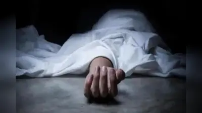 Bihar News: रेलवे ट्रैक पर पड़ा मिला युवक का शव, एक घंटे तक रुकी रही ट्रेन