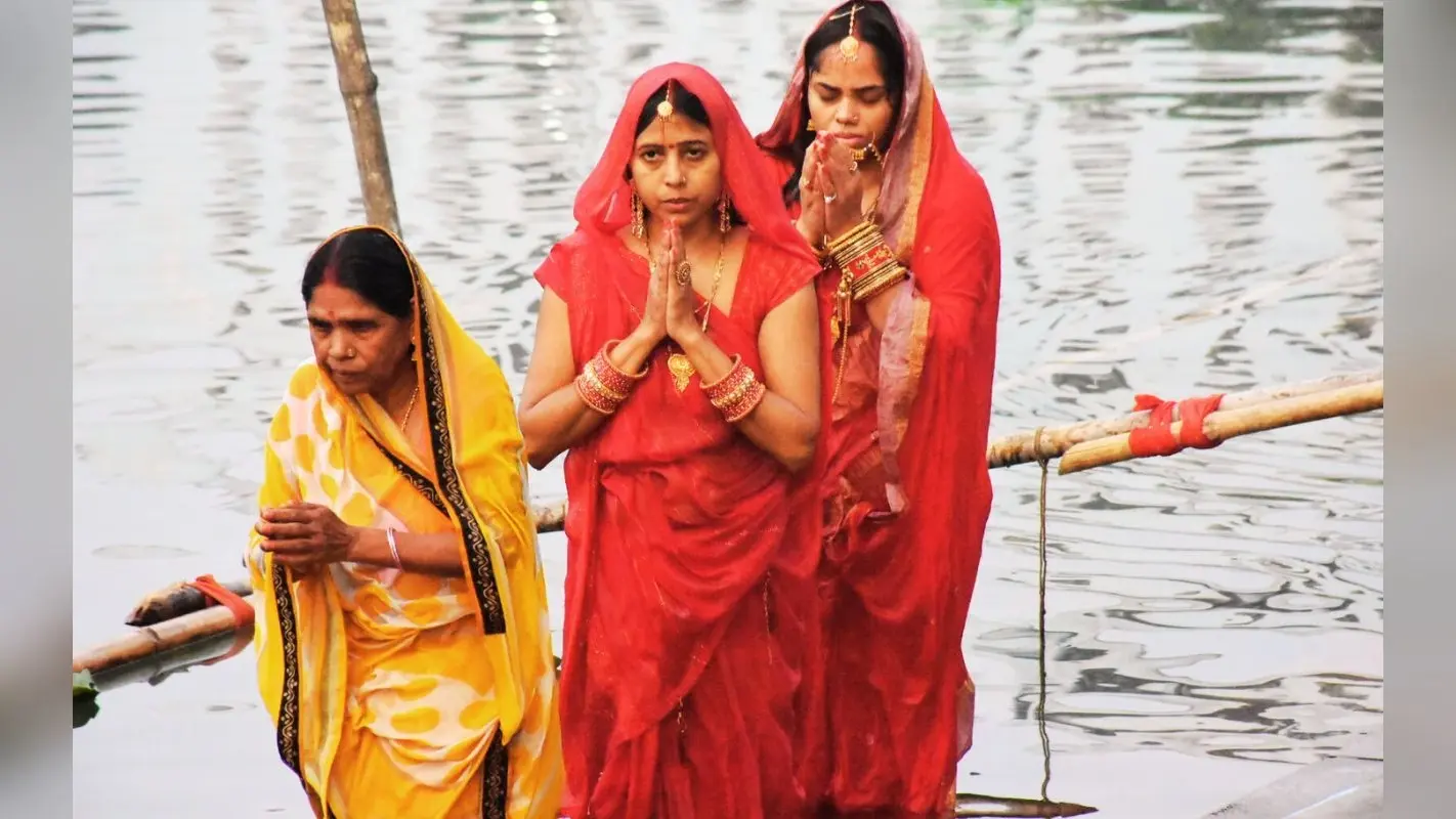 Chhath Puja 2024 : छठ पर्व को लेकर बाजारों में खरीददारी जोरों पर