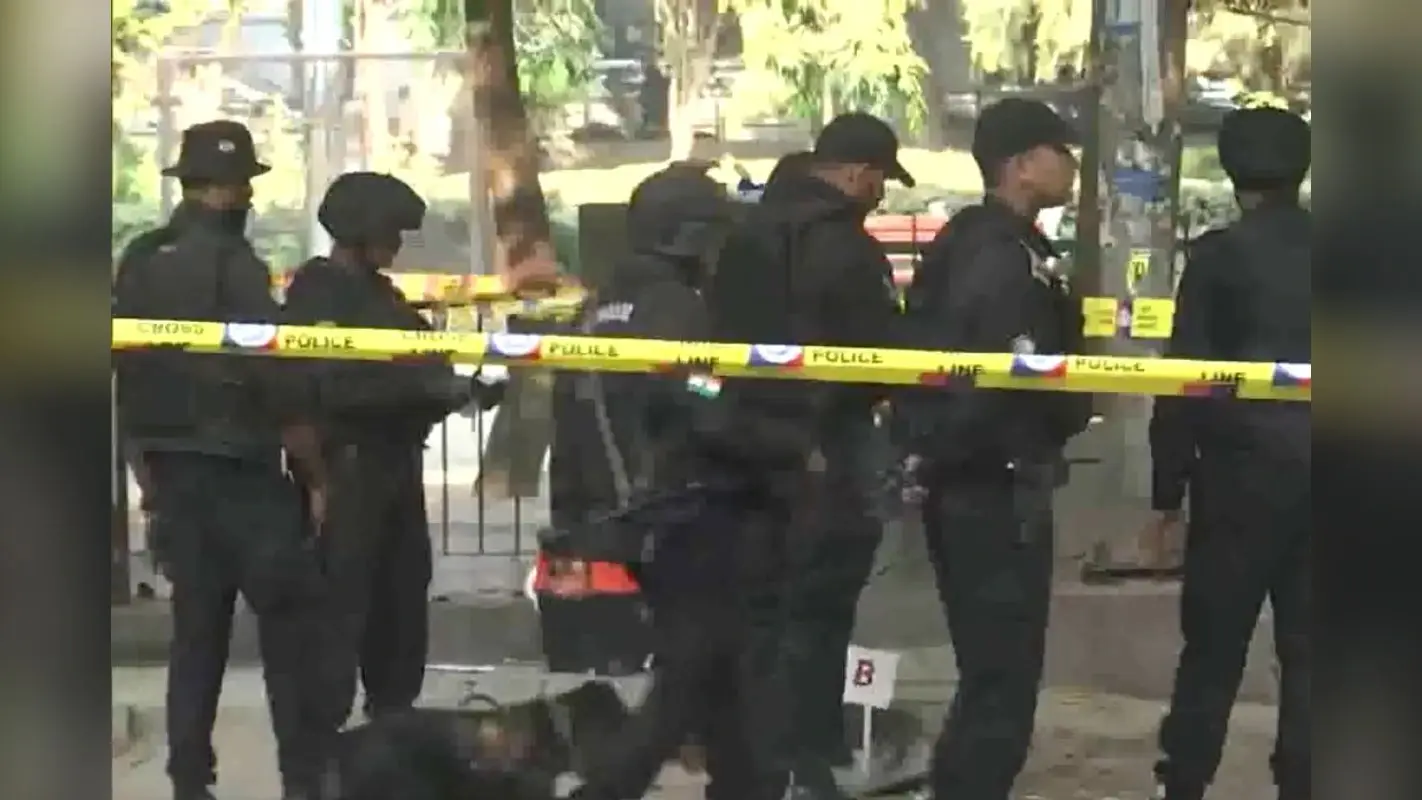 Delhi Blast: दिल्ली के प्रशांत विहार में विस्फोट, एक व्यक्ति घायल, जांच में जुटी टीम