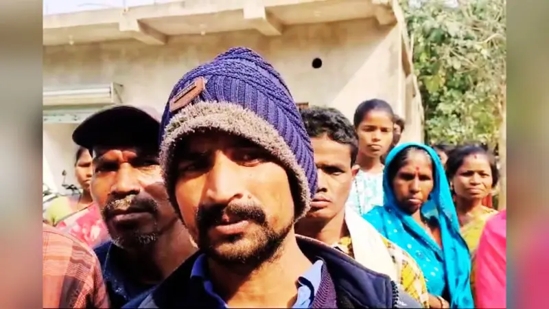 Jharkhand Chunav: 5 टेंपो में बैठकर 5 बूथ घूम चुके 100 मतदाता, नहीं कर पाए वोट
