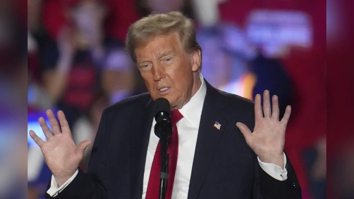 Donald Trump Dance Video : कमर लचकाकर और दोनों हाथ उठाकर डोनाल्ड ट्रंप ने किया जबरदस्त डांस