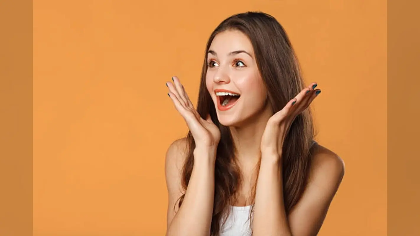 Facial For Glowing Skin: मिनटों में पाएं खूबसूरत ग्लो और निखार,बस आपको करना होगा यह काम