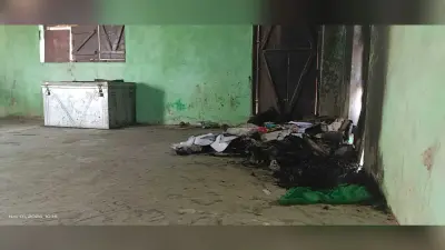 ग्राम कचहरी में आग लगने से उपयोगी दस्तावेज जलकर राख