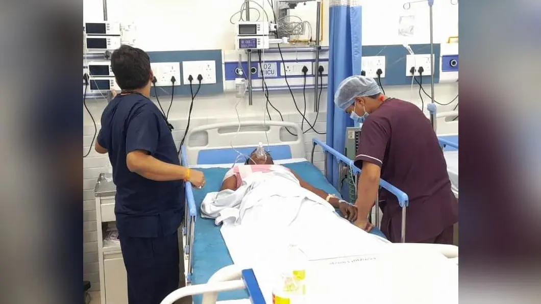 दीपावली की रात बर्चस्व को लेकर दो अपराधिक गिरोह में गोलीबारी, एक घायल