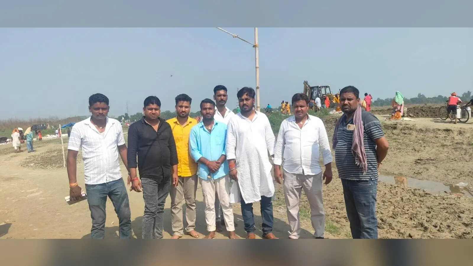 आस्था के महापर्व छठ को लेकर मुख्य पार्षद प्रतिनिधि ने लिया घाट का जायजा
