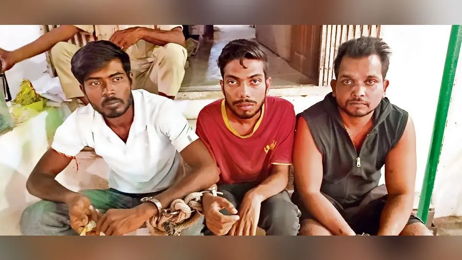 Patna News : निजी कंपनी के स्टाफ से तीन लाख लूटने वाले तीन अपराधी गिरफ्तार