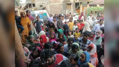 डायल 112 वाहन के पुलिस के खिलाफ लोगों का फूटा गुस्सा, पथराव से वाहन का शीशा क्षतिग्रस्त, ठोकर से 60 वर्षीय व्यक्ति की मौत