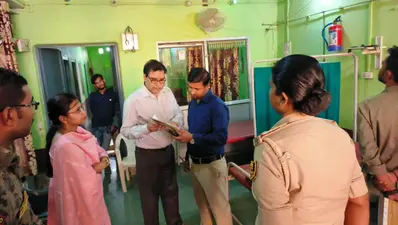 Aurangabad News : किसी का निबंधन नहीं, तो कहीं डॉक्टर ही गायब