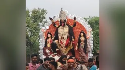 मां काली को दी गयी अश्रु पूर्ण विदाई