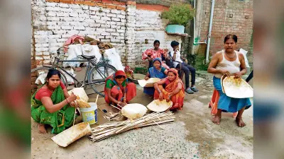 Siwan News : लोक आस्था के महापर्व को लेकर टोकरी-सूप की बढ़ी मांग