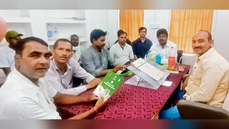 Siwan News : अभियान चलाकर 15 तक बनेगा निर्माण श्रमिकों का कार्ड