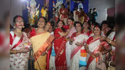 Giridih News : नम आंखों से मां काली को दी विदाई