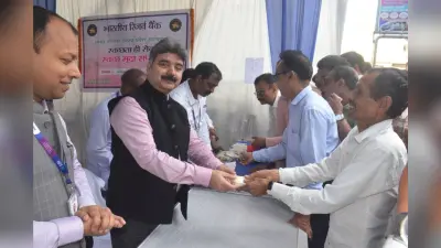 DHANBAD NEWS : स्टेट बैंक ऑफ इंडिया का मुद्रा व क्वॉइन मेला लगा