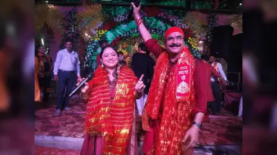 परितोष-मिनी के भक्ति गीतों पर झूमे श्रद्धालु