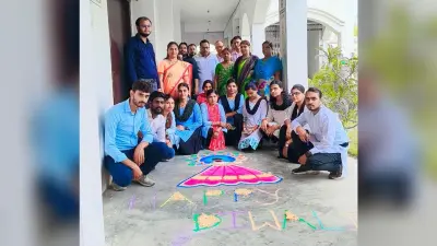 रंगोली बनाकर भ्रष्टाचार मुक्ति का दिया गया संदेश