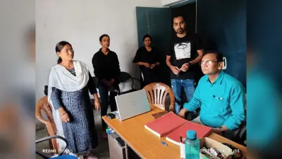 सीएस के निरीक्षण में ड्यूटी से गायब मिले एक दर्जन से अधिक चिकित्सक व कर्मी