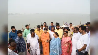 सांसद मीसा भारती ने दानापुर के गंगा घाटों का किया निरीक्षण, दिये निर्देश