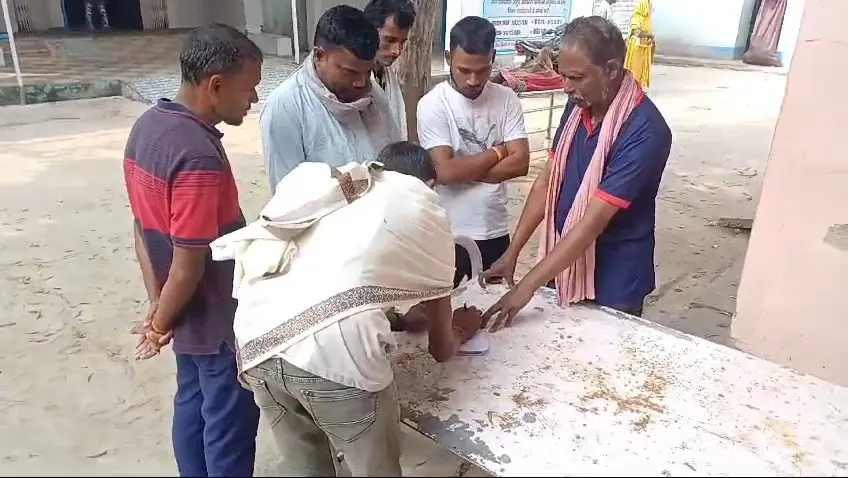 सड़क दुर्घटना में घायल महिला की इलाज के दौरान हुई मौत