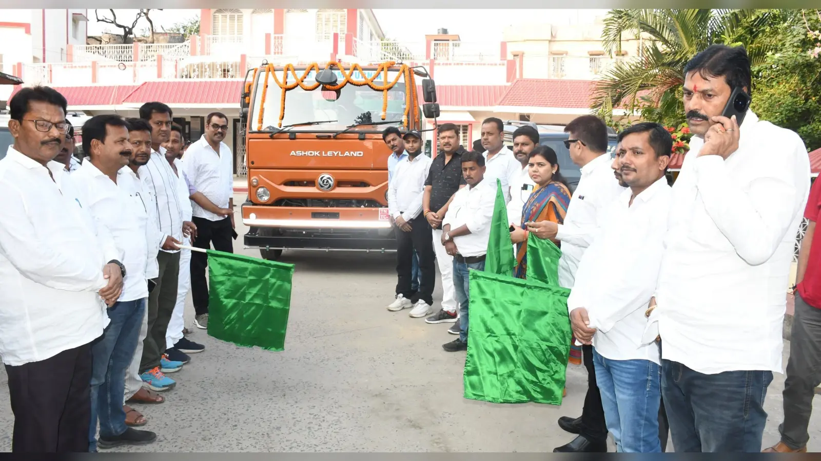 अब बढ़ते प्रदूषण पर लगेगी लगाम, महापौर ने एंटी स्मॉग गन को दिखाई हरी झंडी