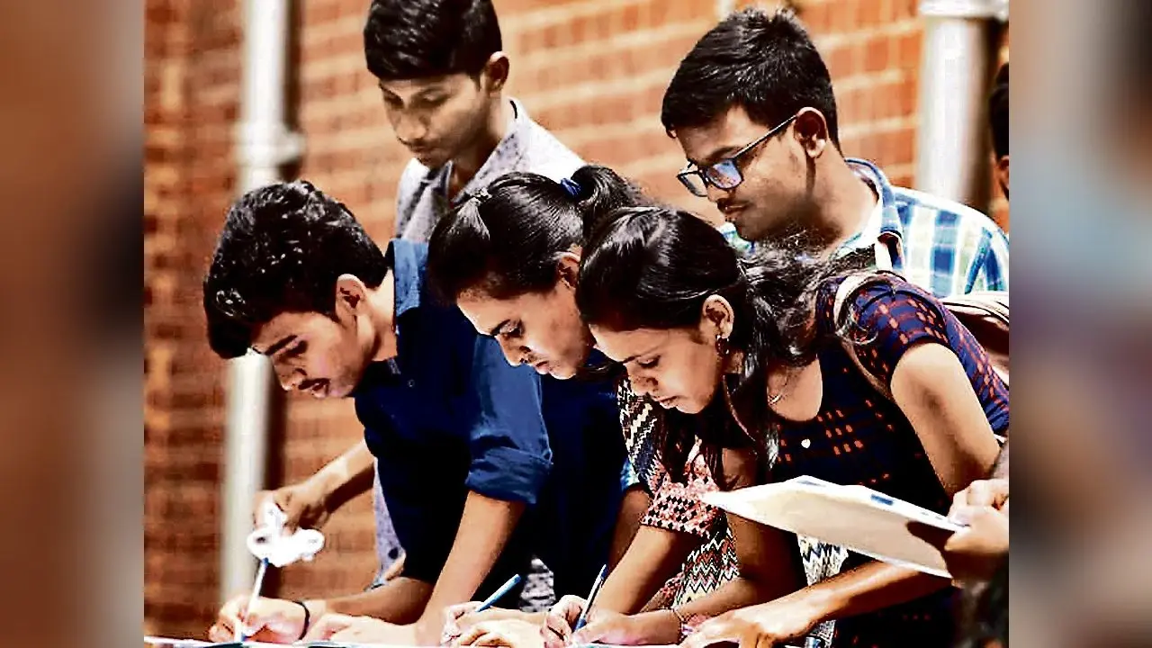 education news ranchi : इस माह खत्म हो जायेगा 10वीं-12वीं का कोर्स, दिसंबर से शुरू होंगी प्री-बोर्ड परीक्षाएं