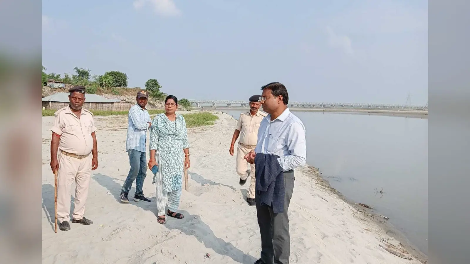 छठ घाटों का एसडीएम ने किया निरीक्षण, दिया आवश्यक दिशा- निर्देश