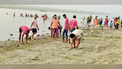Chhapra News : कई जगहों पर घाट को किया गया दुरुस्त, तो कई जगहों पर साफ-सफाई अब भी अधूरी